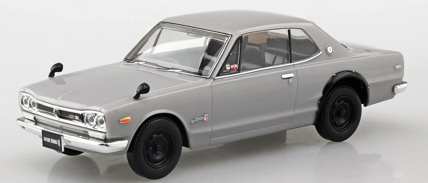 Aoshima 1/32 Rakupla Nissan C10 Skyline 2000Gt-R Silver Model Kit - Image 2