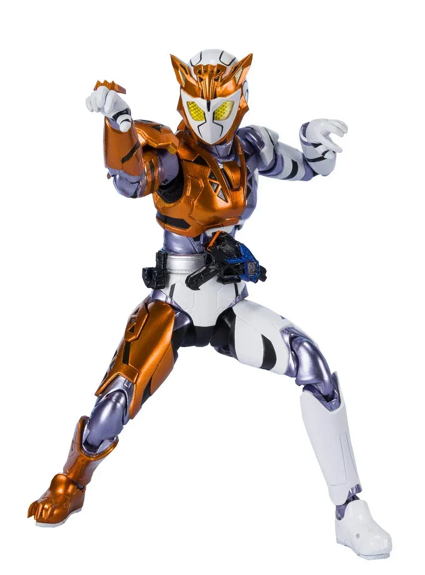 Hundreds Bandai SH Figuarts Kamen Rider Valkyrie Rushing Cheetah Action Figure